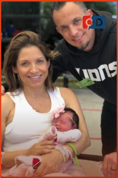 Victoria Rodriguez With Mark Tremonti